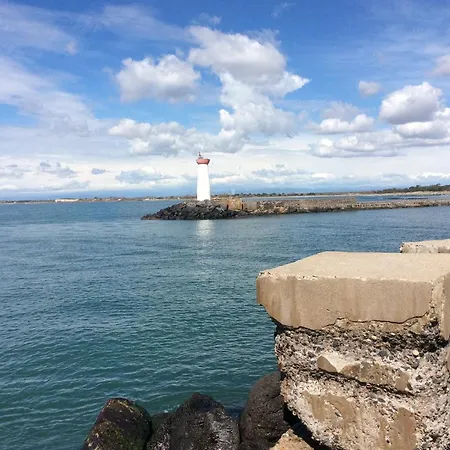 Marseillan, Entre Port Et Plage Bed & Breakfast *